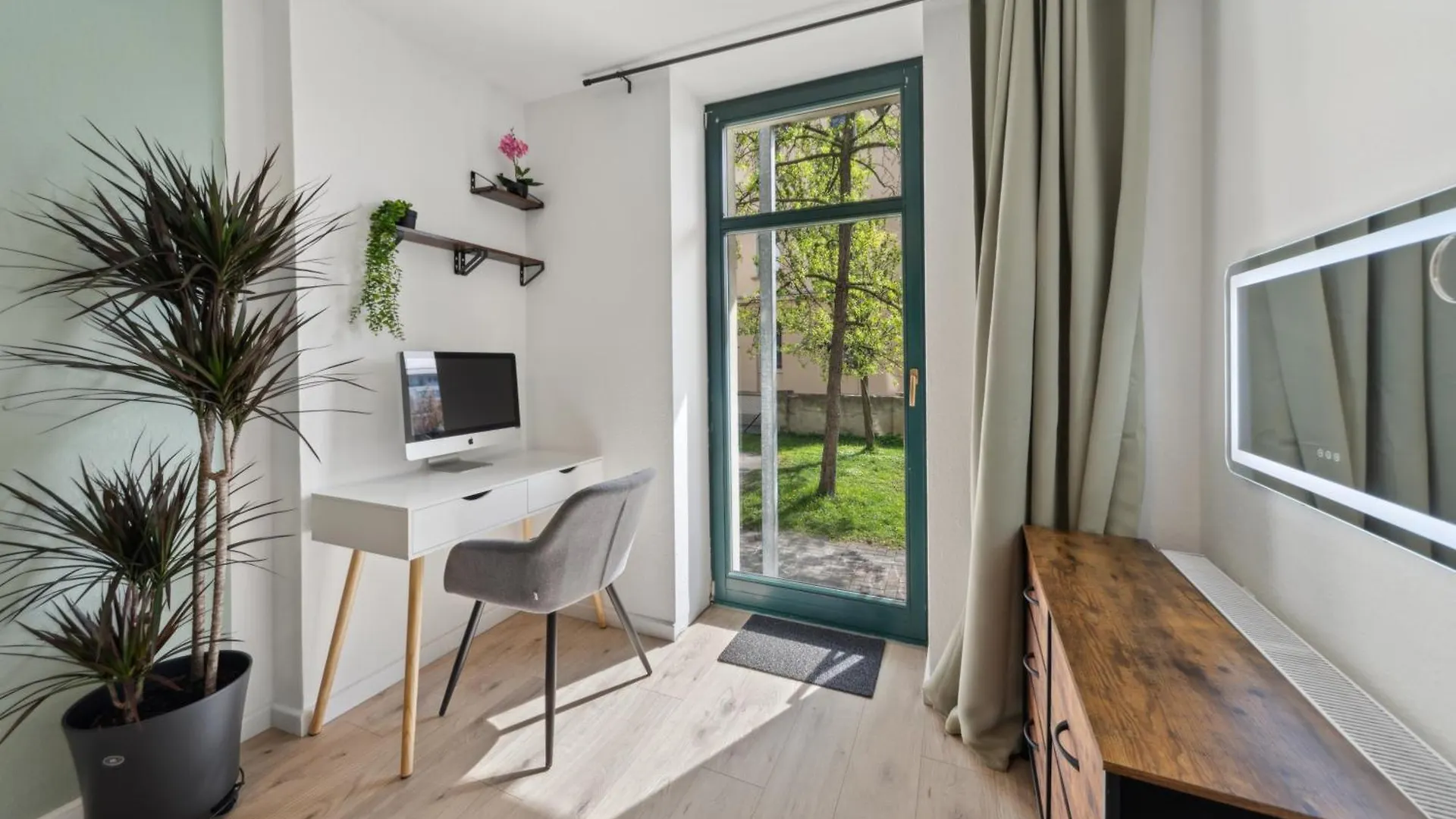 Dresdenstay Gemuetlich Und Modern Mit Kamin Und Ps4 Dresden