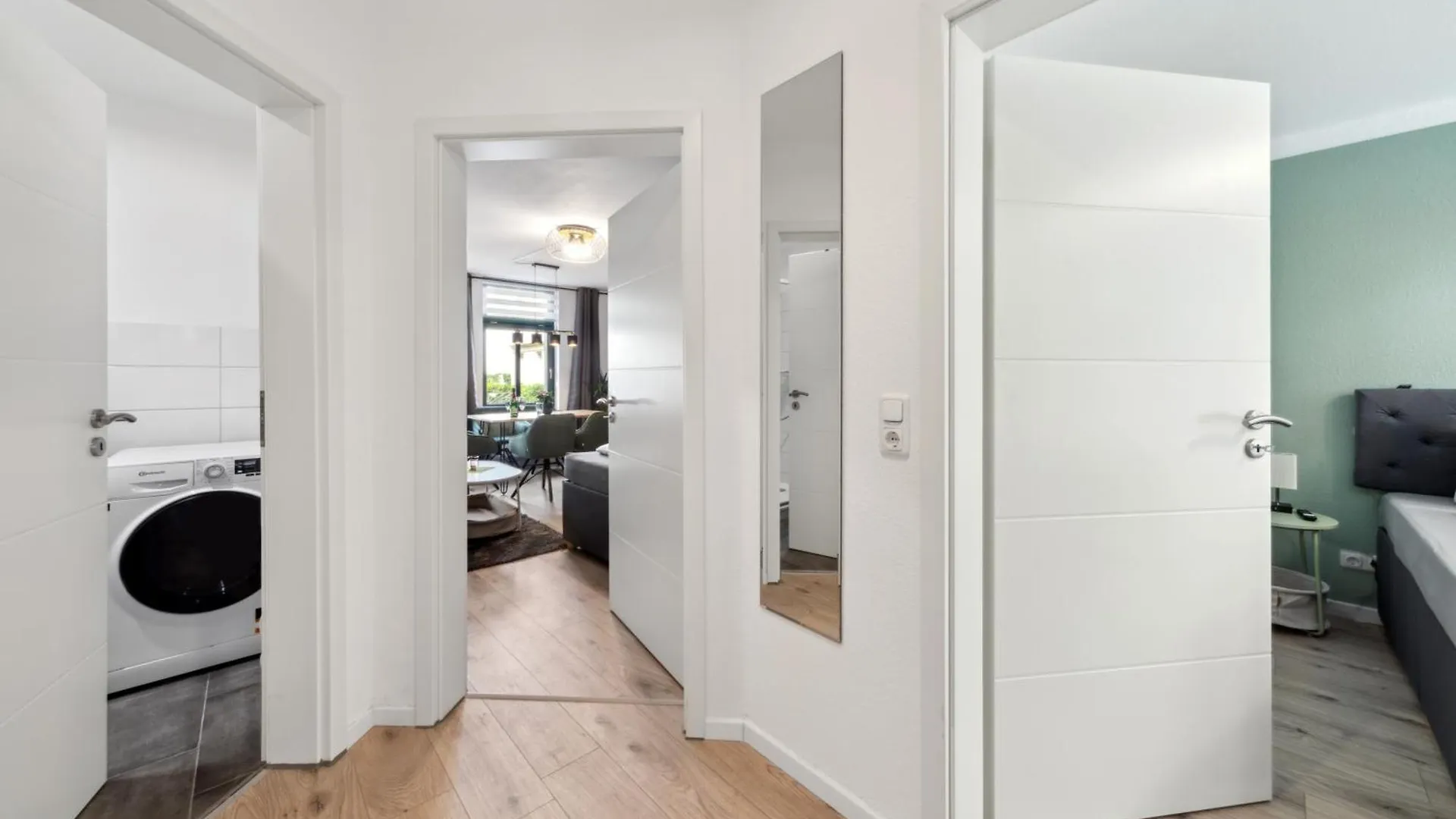 Apartment Dresdenstay Gemuetlich Und Modern Mit Kamin Und Ps4 Germany